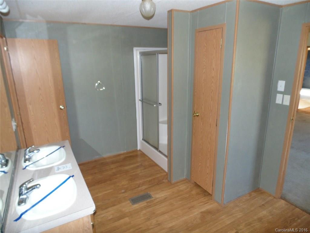 962 Hyder Mountain Road Clyde, NC 28721 - Photo 11 of 15