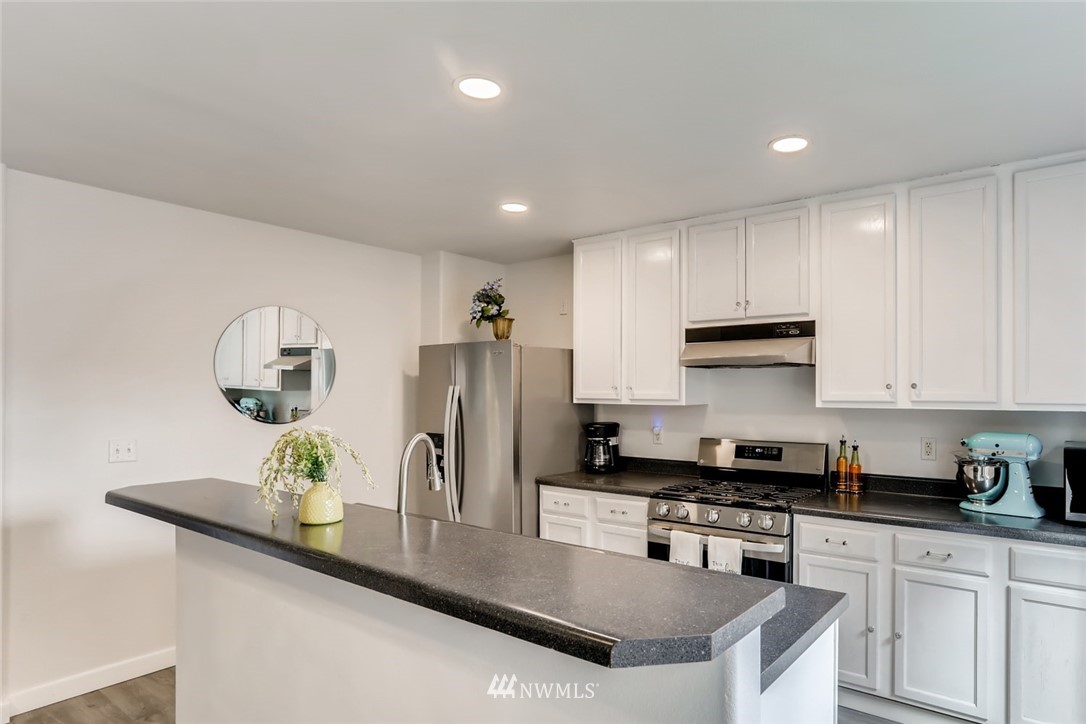 3620 154th Place Southeast Bothell, WA 98012 - Photo 8 of 27