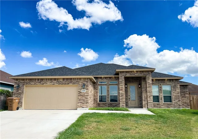 $2,500 | 6026 Ventnor Place, Corpus Christi, TX 78414