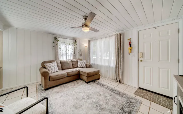 $215,000 | 815 Oakridge Road, Fort Walton Beach, FL 32547