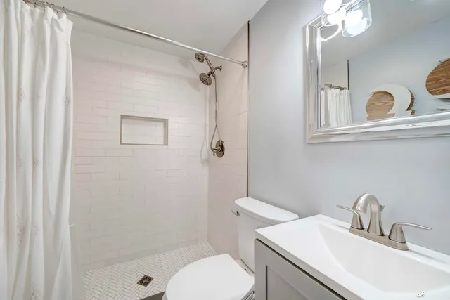 $215,000 | 815 Oakridge Road, Fort Walton Beach, FL 32547