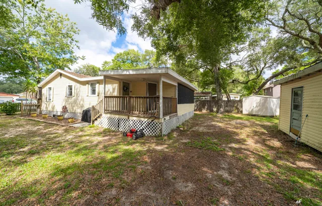 $215,000 | 815 Oakridge Road, Fort Walton Beach, FL 32547