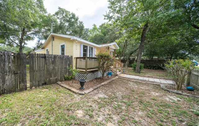 $215,000 | 815 Oakridge Road, Fort Walton Beach, FL 32547