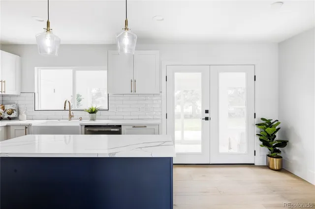 $1,290,000 | 3930 South Hillcrest Drive, Denver, CO 80237