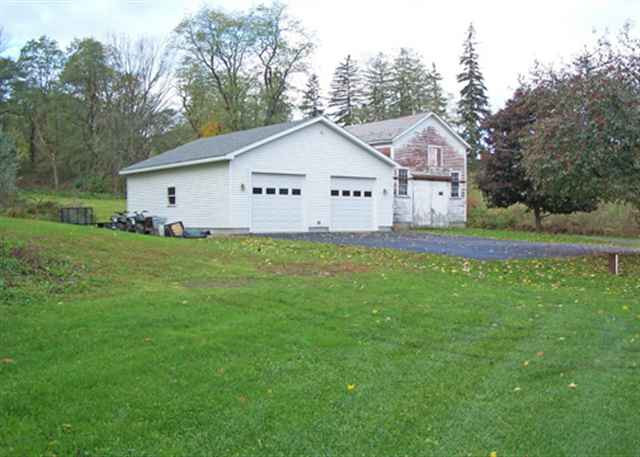 227 Round Barn Road Amsterdam, NY 12010 - Photo 9 of 12 Photo 9