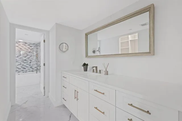 $3,195,000 | 19670 South Beach Road, Unit 314, Jupiter, FL 33469