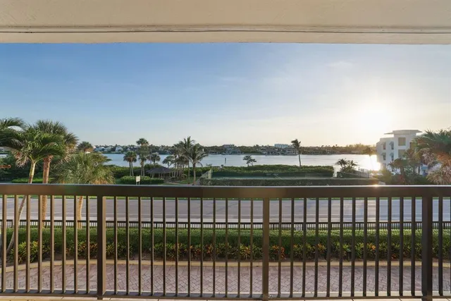 $3,195,000 | 19670 South Beach Road, Unit 314, Jupiter, FL 33469