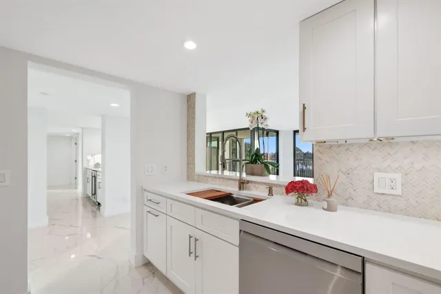 $3,195,000 | 19670 South Beach Road, Unit 314, Jupiter, FL 33469