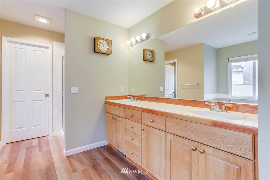 17136 164th Way Southeast Renton, WA 98058 - Photo 21 of 34