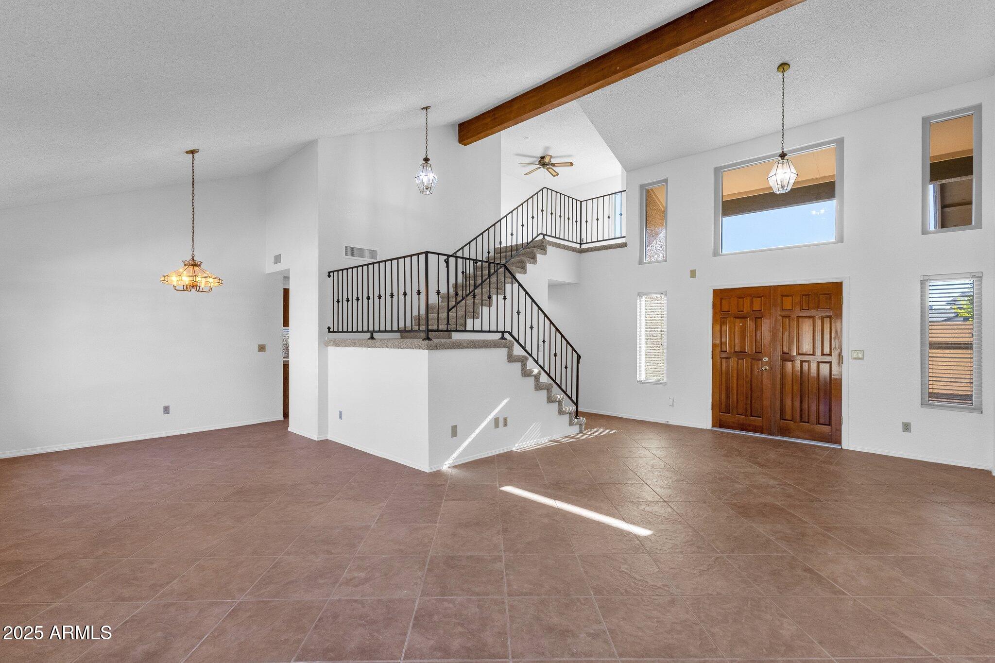 6052 West Grandview Road Glendale, AZ 85306 - Photo 10 of 42 Natural Light Throughout