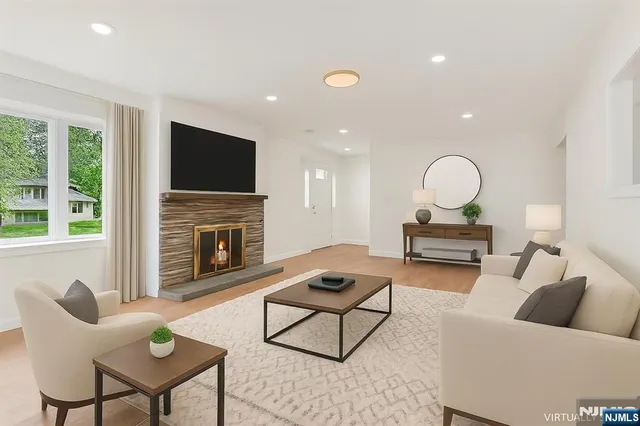 $3,200 | 55 Orchard Drive, Vernon, NJ 07462