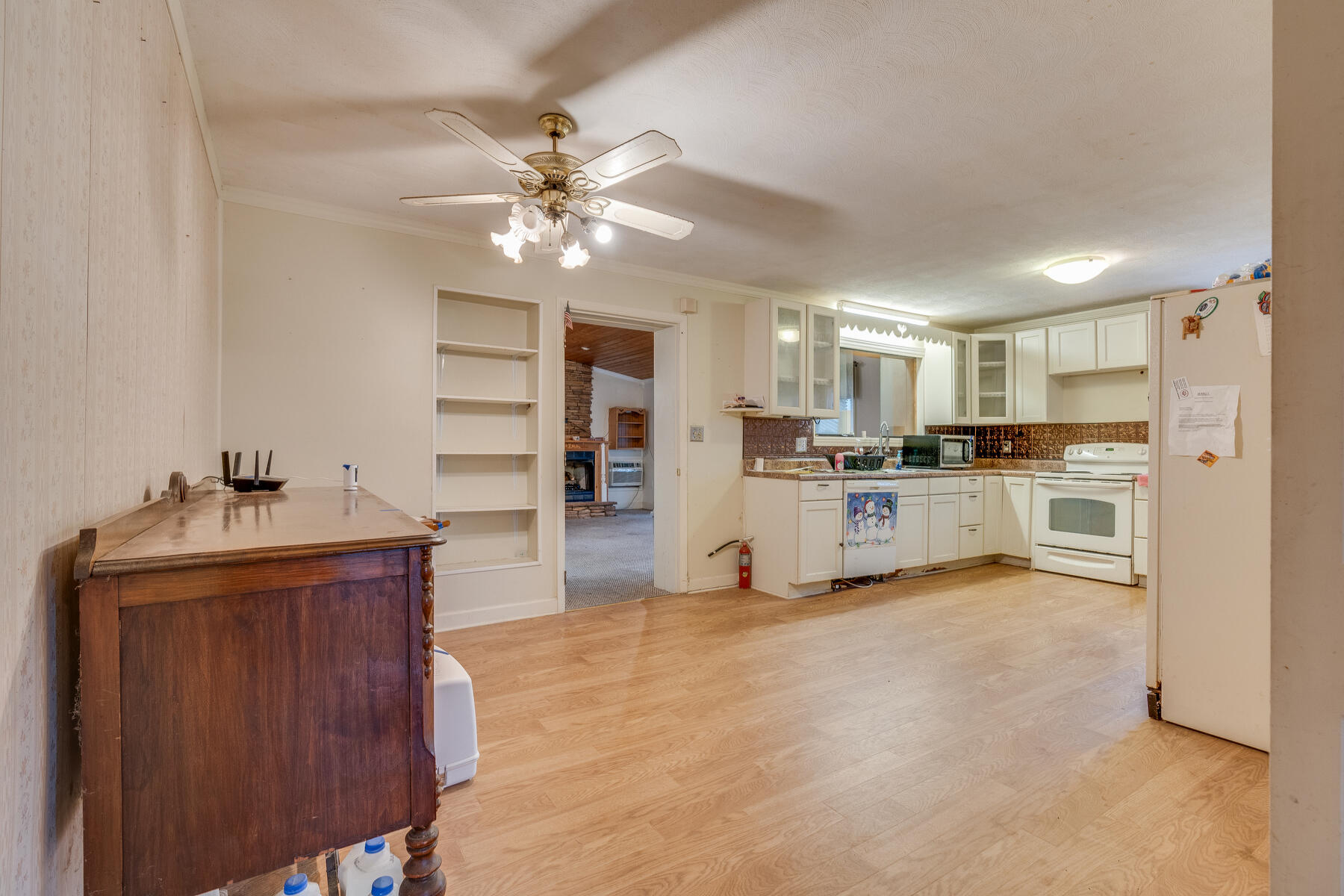 4248 Reedy Creek Road Bristol, VA 24202 - Photo 8 of 44 007