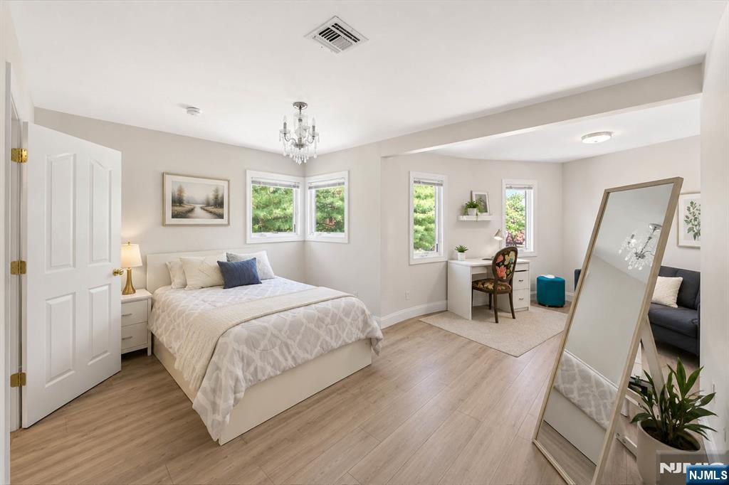 290 Dunkerhook Road Paramus, NJ 07652 - Photo 31 of 50