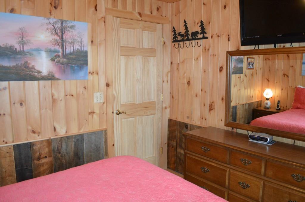 877 Transalpine Road Lincoln, ME 04457 - Photo 11 of 32 Bedroom