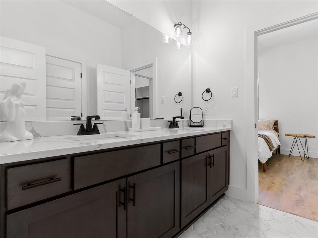 2020 Redemption Drive Weatherford, TX 76088 - Photo 22 of 34