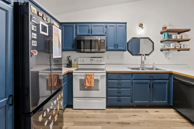 $265,900 | 1438 Suntree Drive, West Fargo, ND 58078