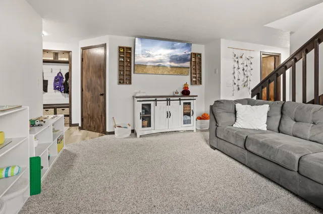 $265,900 | 1438 Suntree Drive, West Fargo, ND 58078