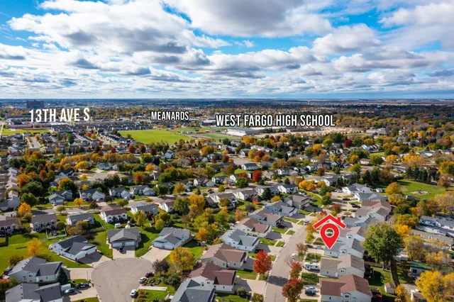 $265,900 | 1438 Suntree Drive, West Fargo, ND 58078
