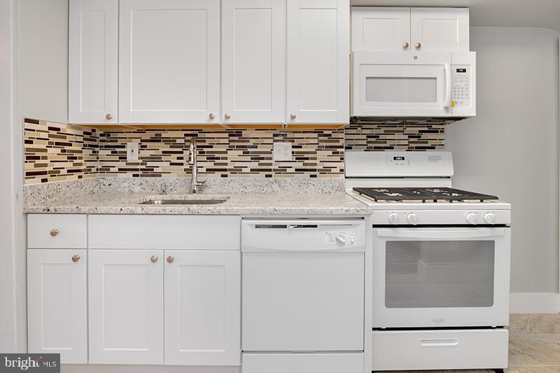 3703 1st Road South Arlington, VA 22204 - Photo 13 of 30