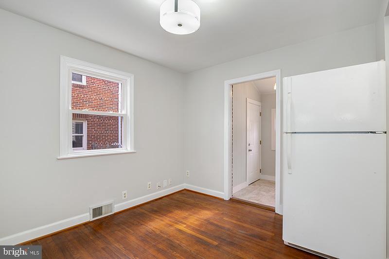 3703 1st Road South Arlington, VA 22204 - Photo 16 of 30