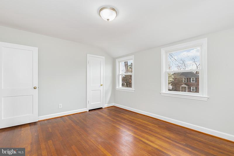 3703 1st Road South Arlington, VA 22204 - Photo 18 of 30