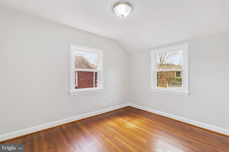 3703 1st Road South Arlington, VA 22204 - Photo 20 of 30