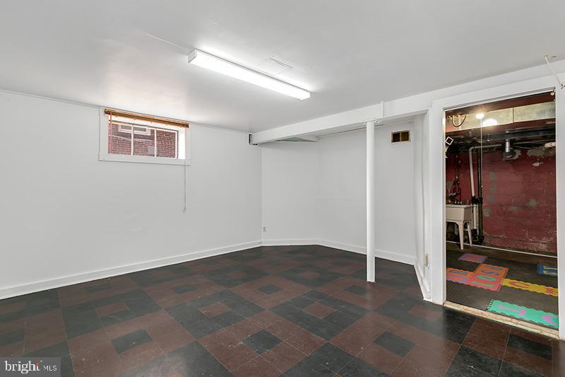 3703 1st Road South Arlington, VA 22204 - Photo 27 of 30