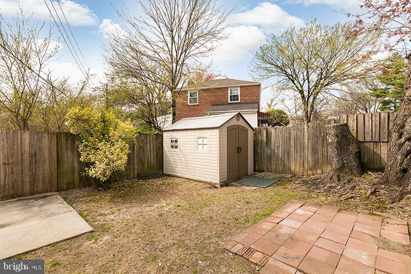 3703 1st Road South Arlington, VA 22204 - Photo 29 of 30