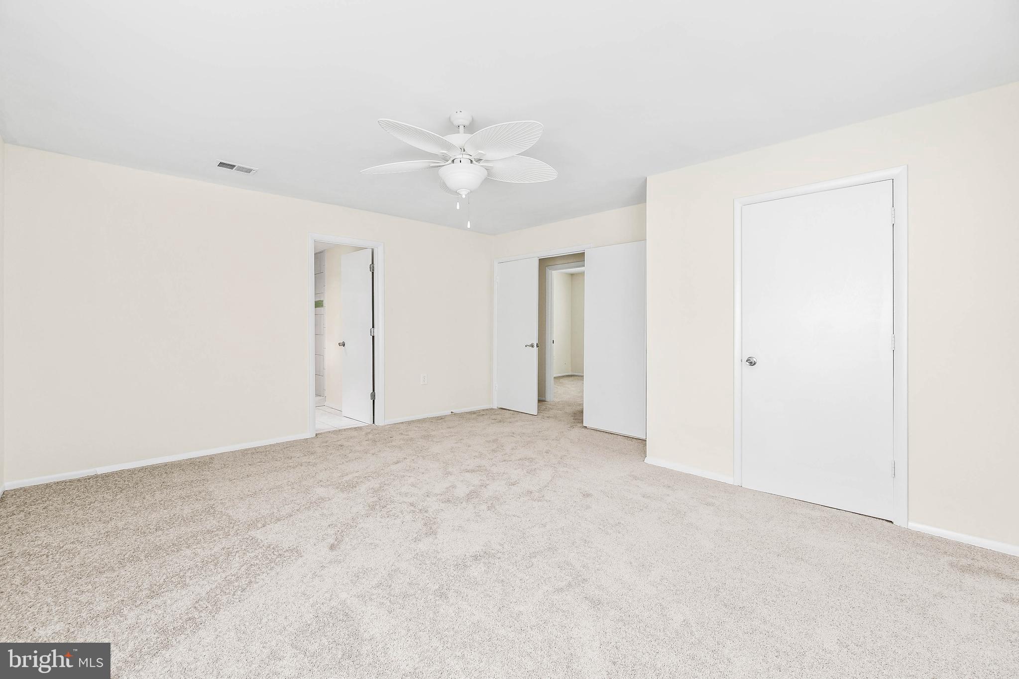 9200 Centerway Road Gaithersburg, MD 20879 - Photo 18 of 28 Master Bedroom
