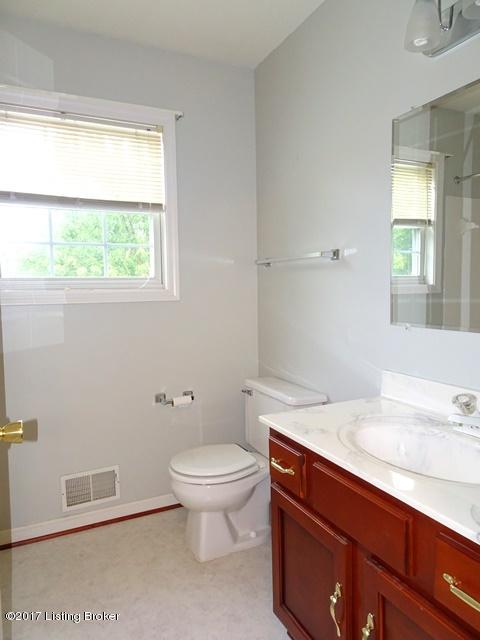9317 Gutenberg Road Jeffersontown, KY 40291 - Photo 22 of 30 Hall Bath