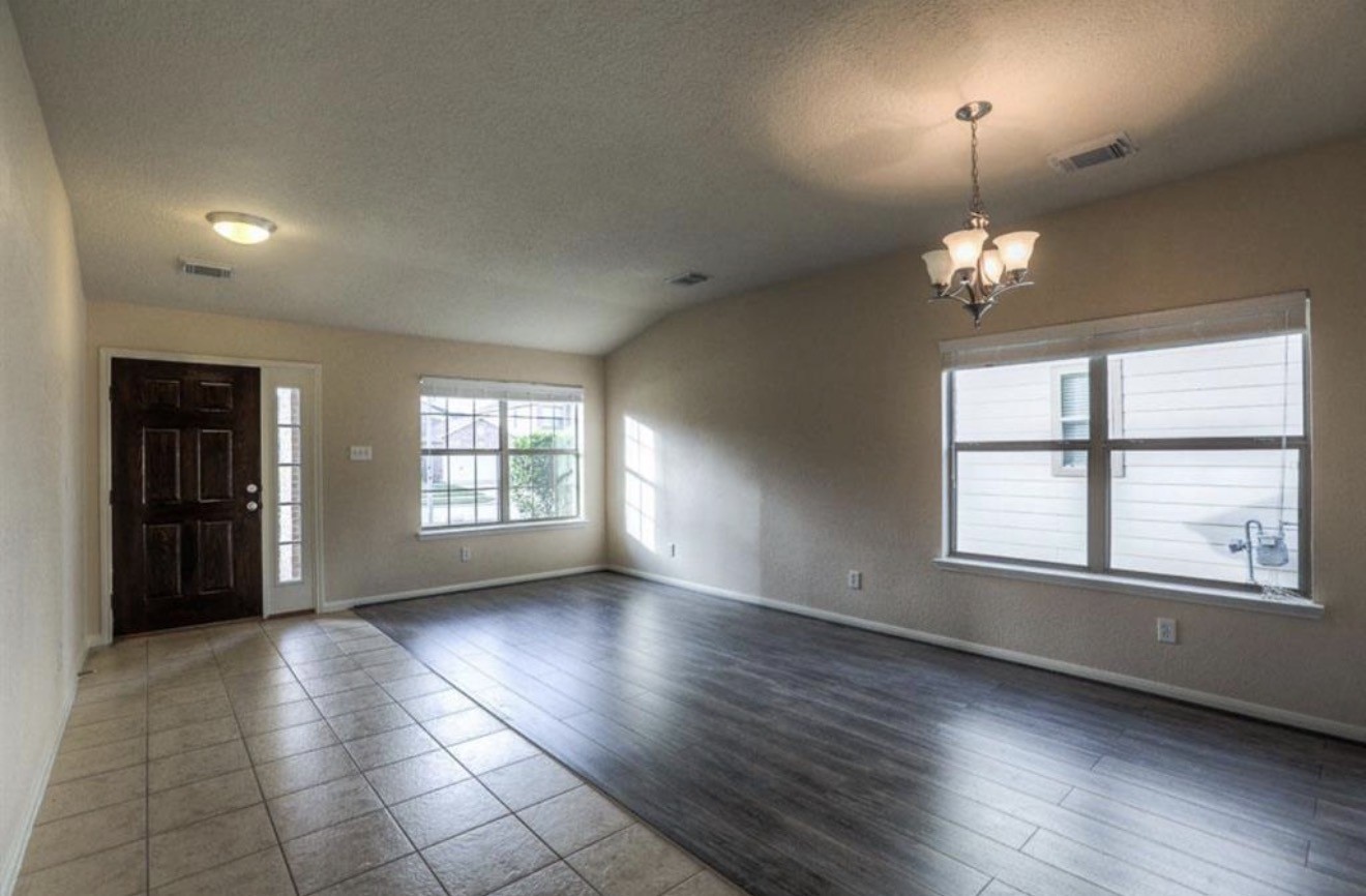 29610 Legends Glen Drive Spring, TX 77386 - Photo 3 of 27