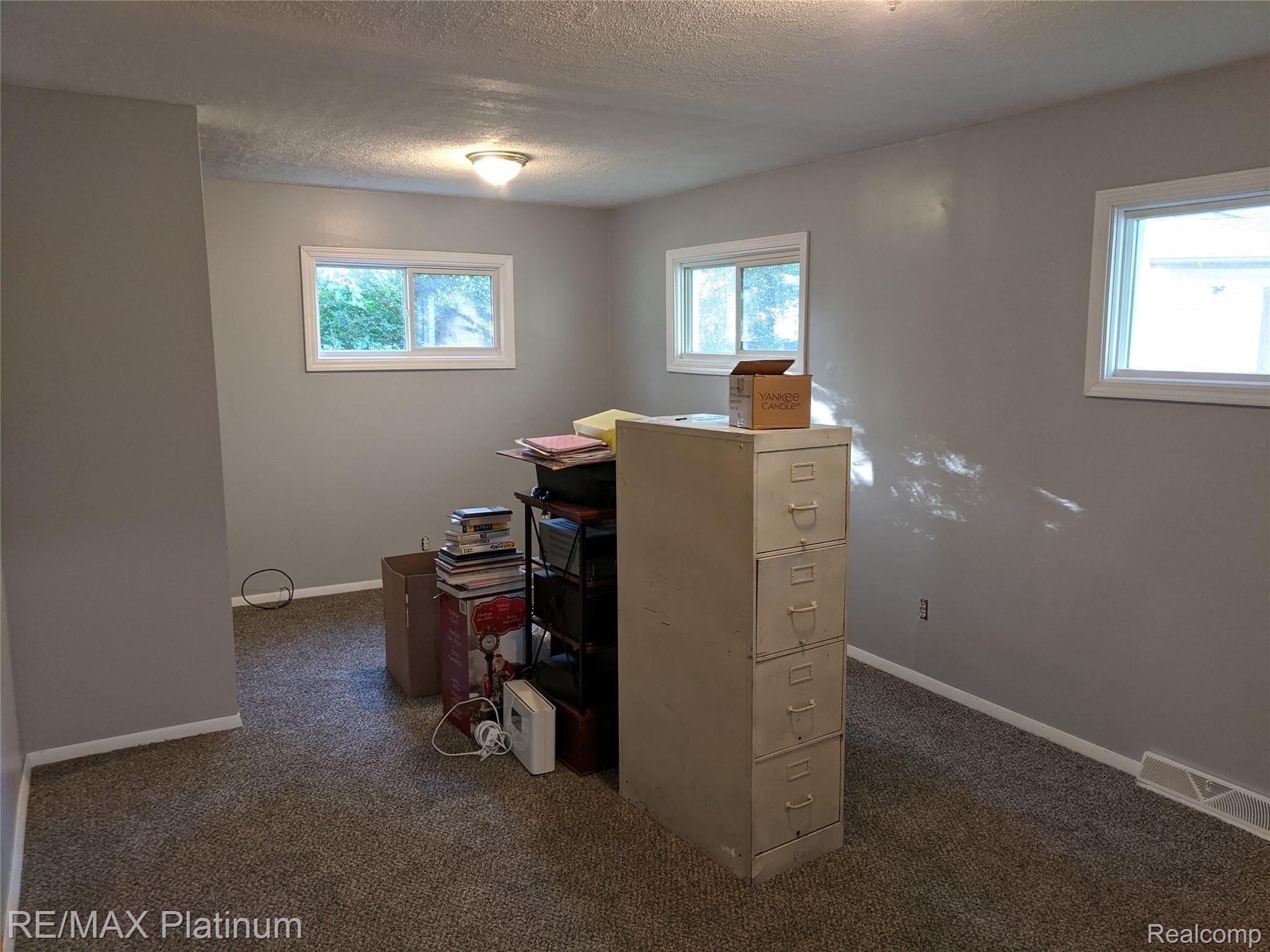 4010 North Belsay Road Flint, MI 48506 - Photo 17 of 38 12a.jpg