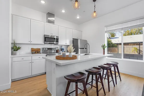 $2,595 | 1247 East Colter Street, Unit 5, Phoenix, AZ 85014