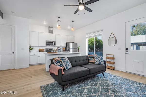 $2,595 | 1247 East Colter Street, Unit 5, Phoenix, AZ 85014