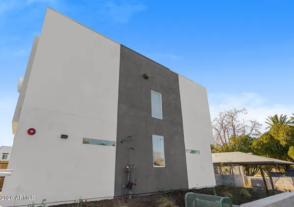 $2,595 | 1247 East Colter Street, Unit 5, Phoenix, AZ 85014