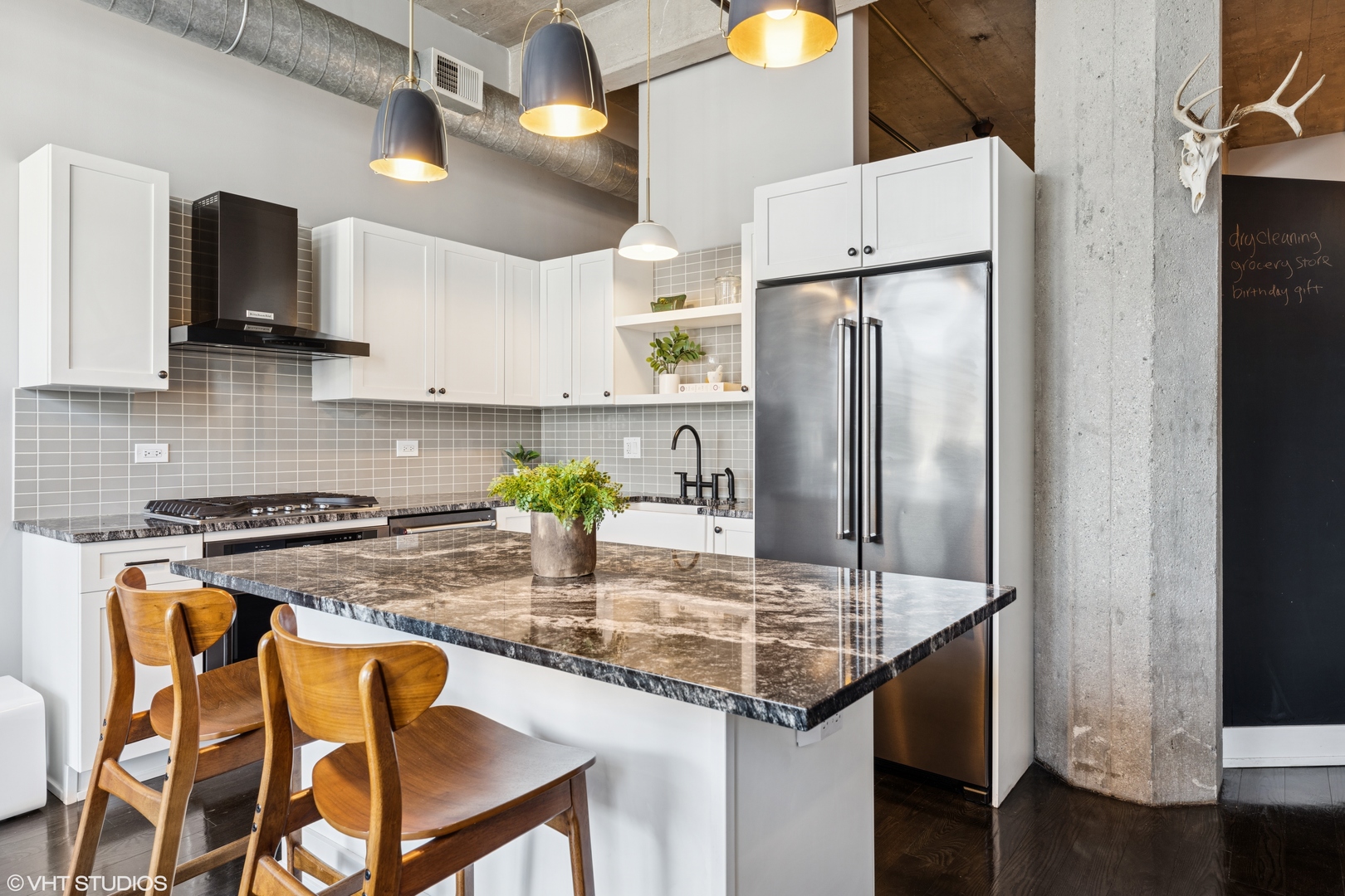 843 West Adams Street, Unit 508 Chicago, IL 60607 - Photo 6 of 15 Gallery Image 6