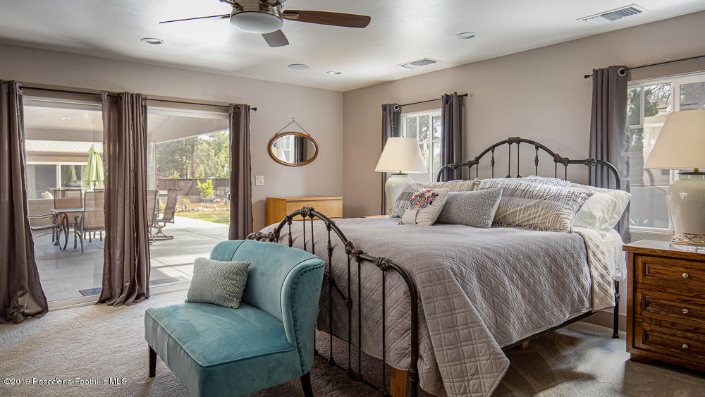 1617 Meadowbrook Road Altadena, CA 91001 - Photo 16 of 33 1617 Meadowbrook Pierre Galant-16