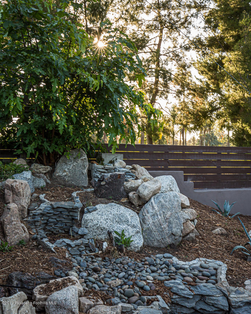 1617 Meadowbrook Road Altadena, CA 91001 - Photo 28 of 33 1617 Meadowbrook Pierre Galant-28