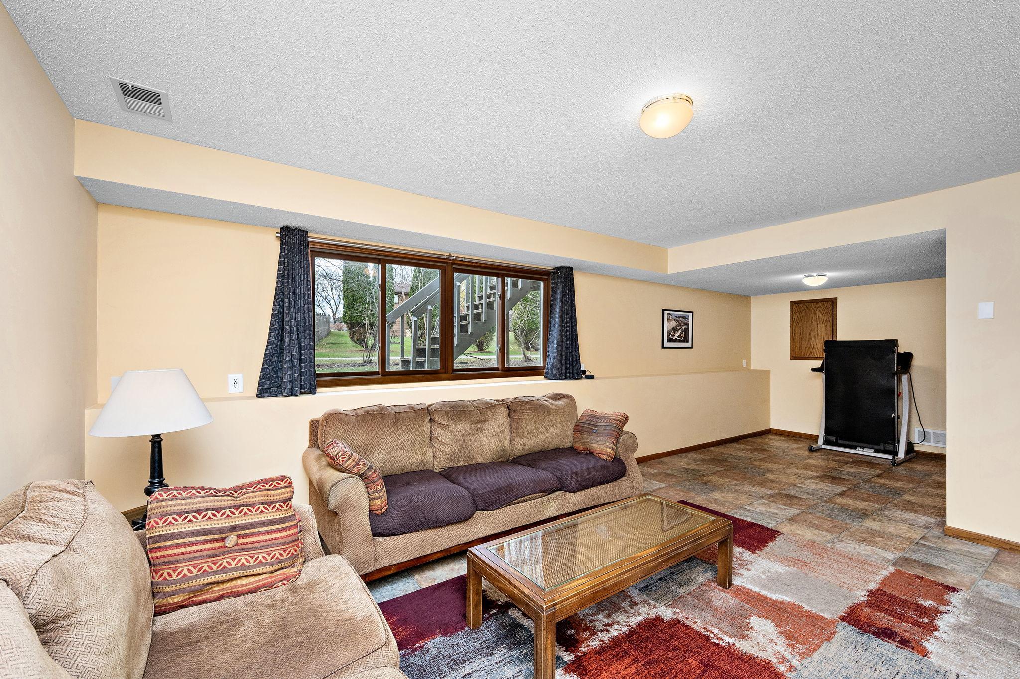 6213 Magda Drive Maple Grove, MN 55369 - Photo 12 of 30