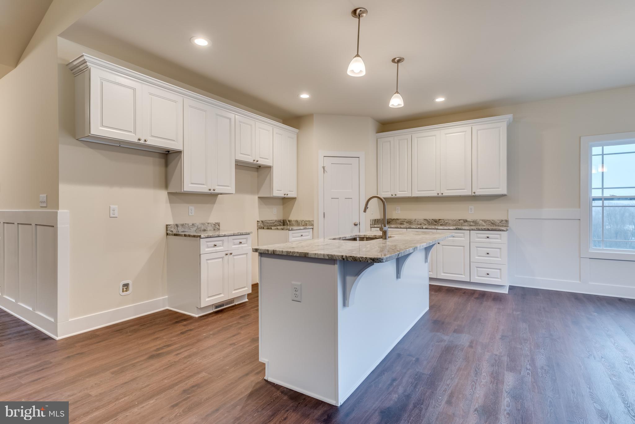 1260 Riparian Drive Falling Waters, WV 25419 - Photo 6 of 36 Granite Countertops