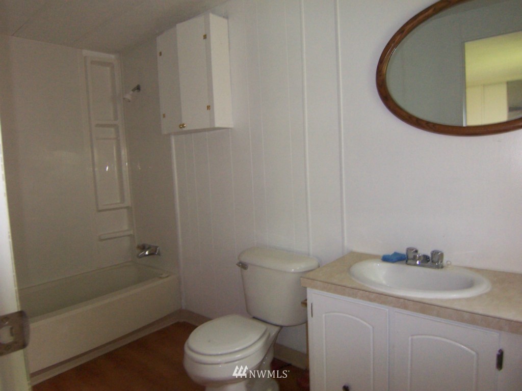 7701 Hardeson Road, Unit 60 Everett, WA 98203 - Photo 12 of 14