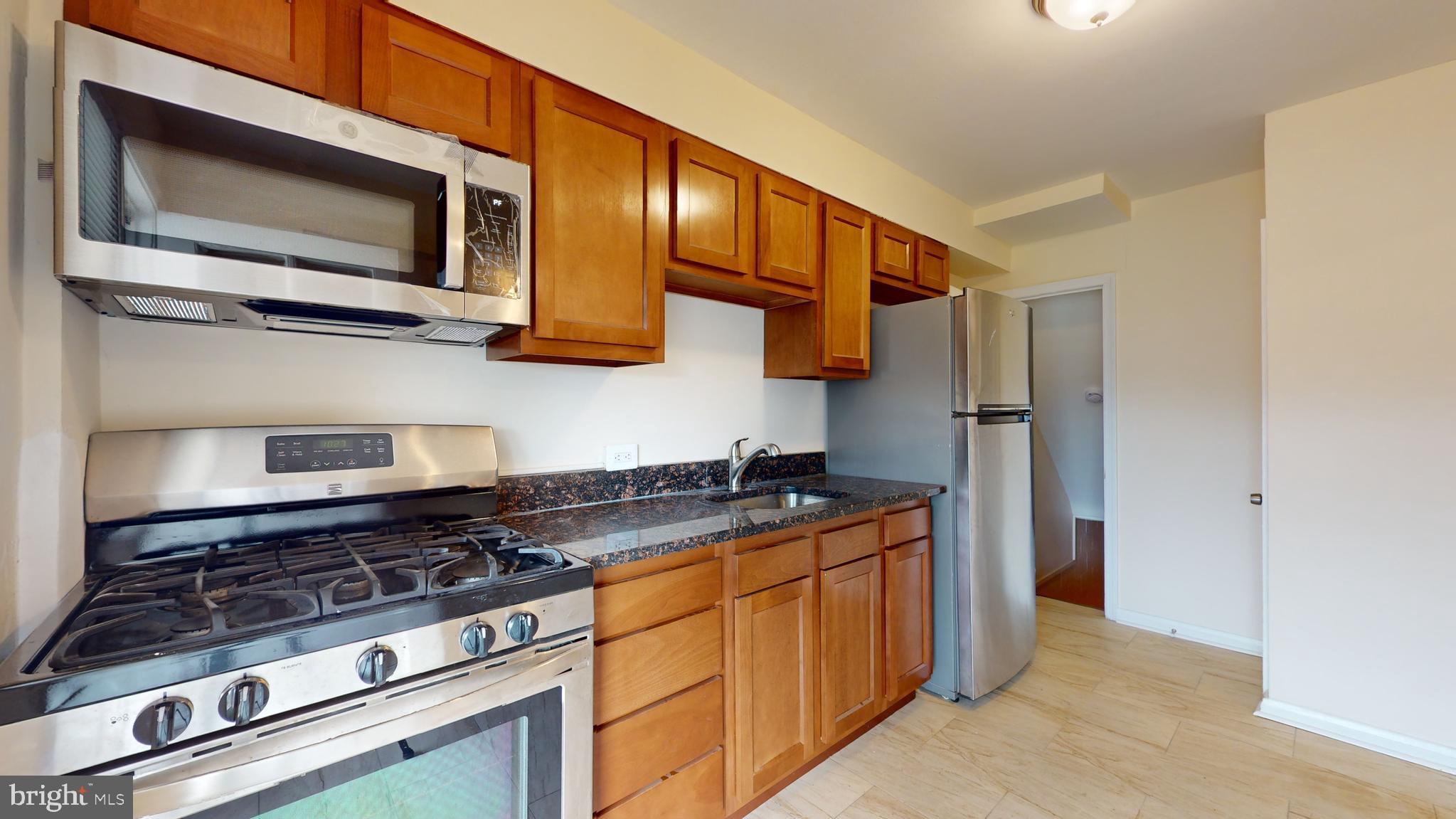 1903 Wadsworth Way Baltimore, MD 21239 - Photo 6 of 29