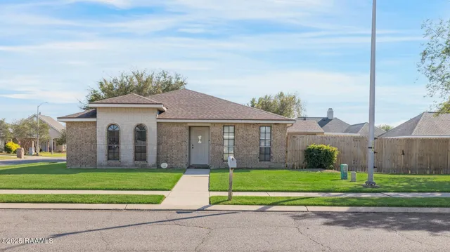$238,500 | 101 Silver Medal Drive, Lafayette, LA 70506