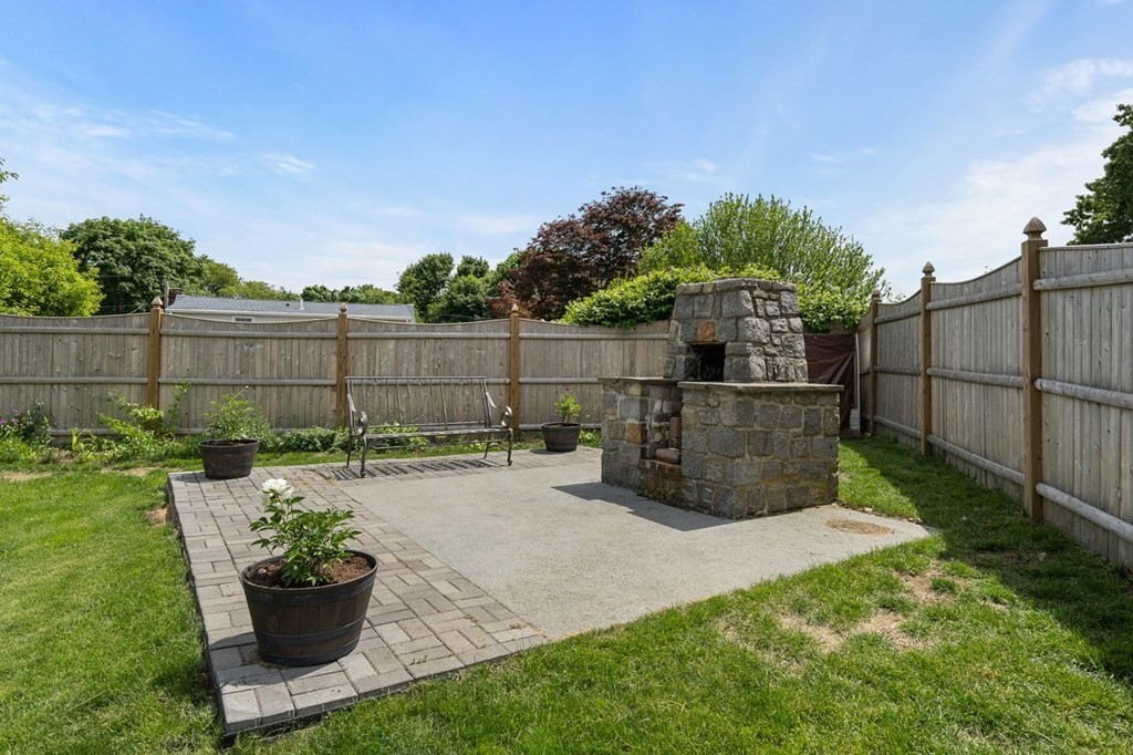 29 Pickman Road Salem, MA 01970 - Photo 26 of 37
