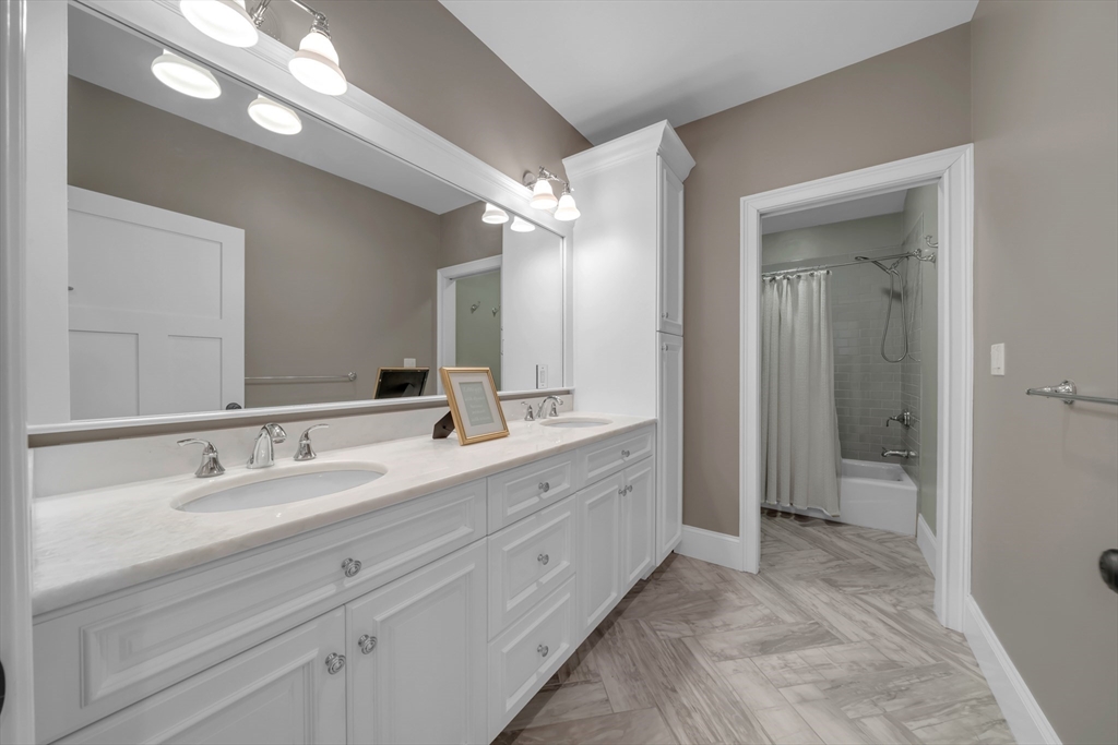 87 Porter Road Andover, MA 01810 - Photo 23 of 42