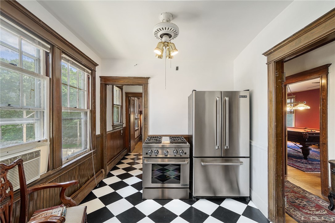 45 Alfred Stone Road Pawtucket, RI 02860 - Photo 7 of 40