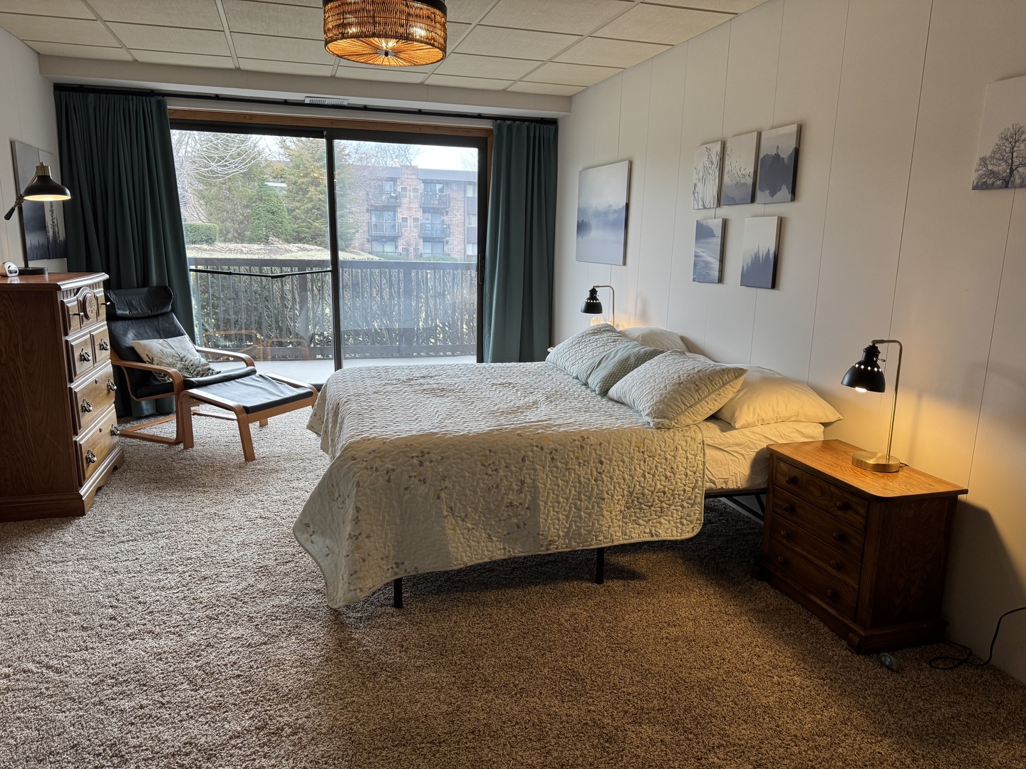 1504 Woodbridge Road, Unit 1A Joliet, IL 60436 - Photo 9 of 34 a bedroom with a bed and wooden floor