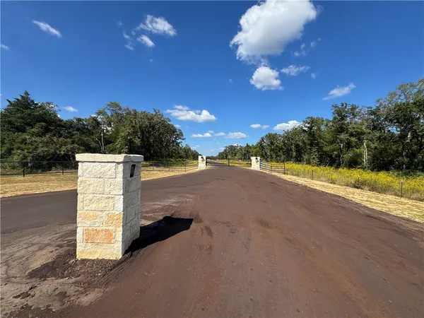 $185,000 | 3803 Private Road 4100, Marquez, TX 77865