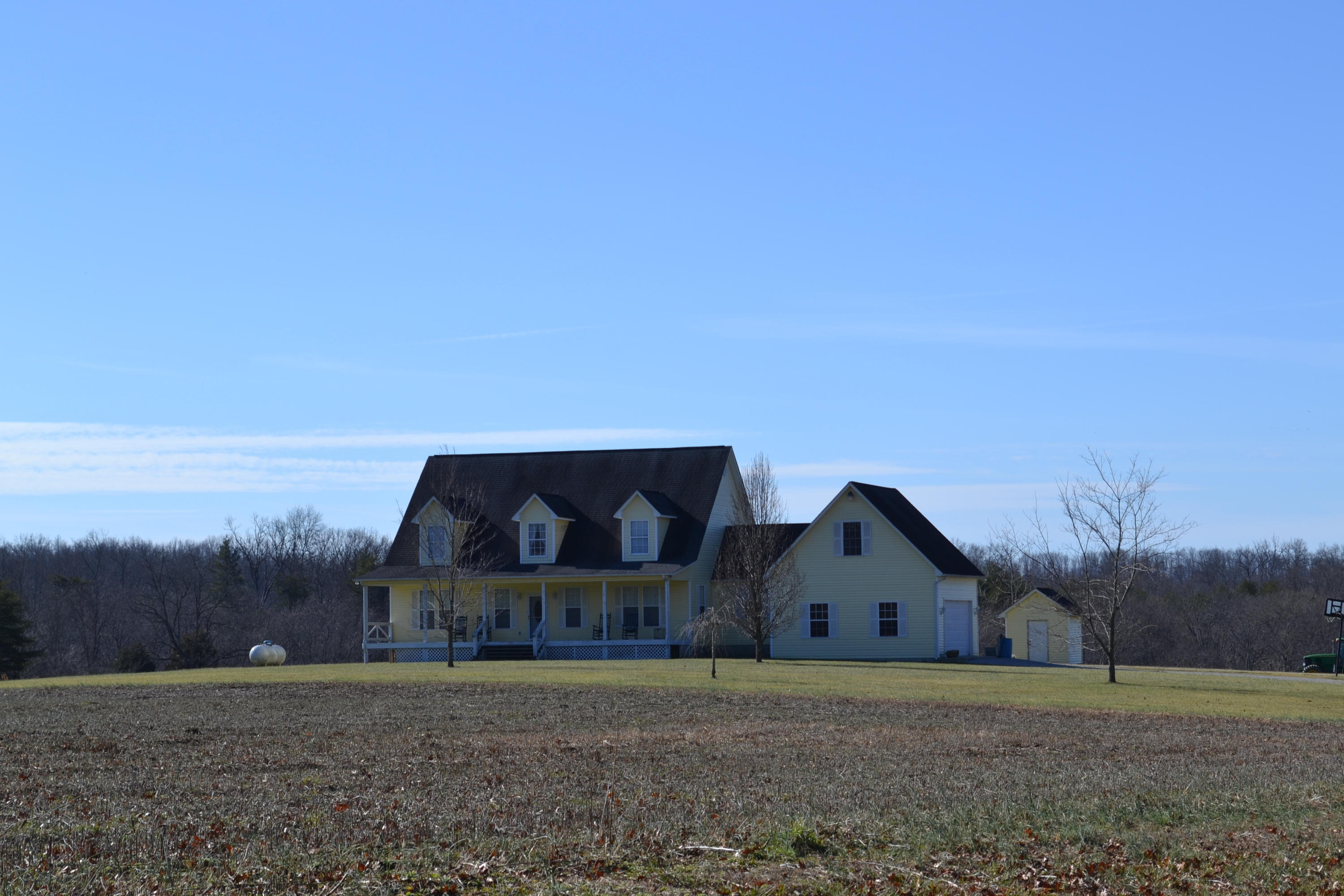 481 Eston Simmons Road Pikeville, TN 37367 - Photo 2 of 33 DSC_0760