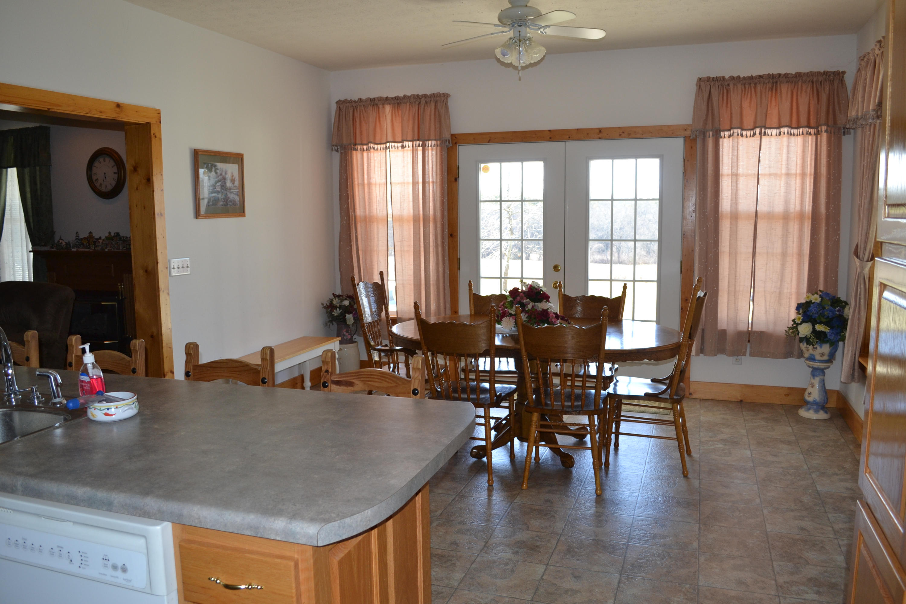 481 Eston Simmons Road Pikeville, TN 37367 - Photo 14 of 33 DSC_0772